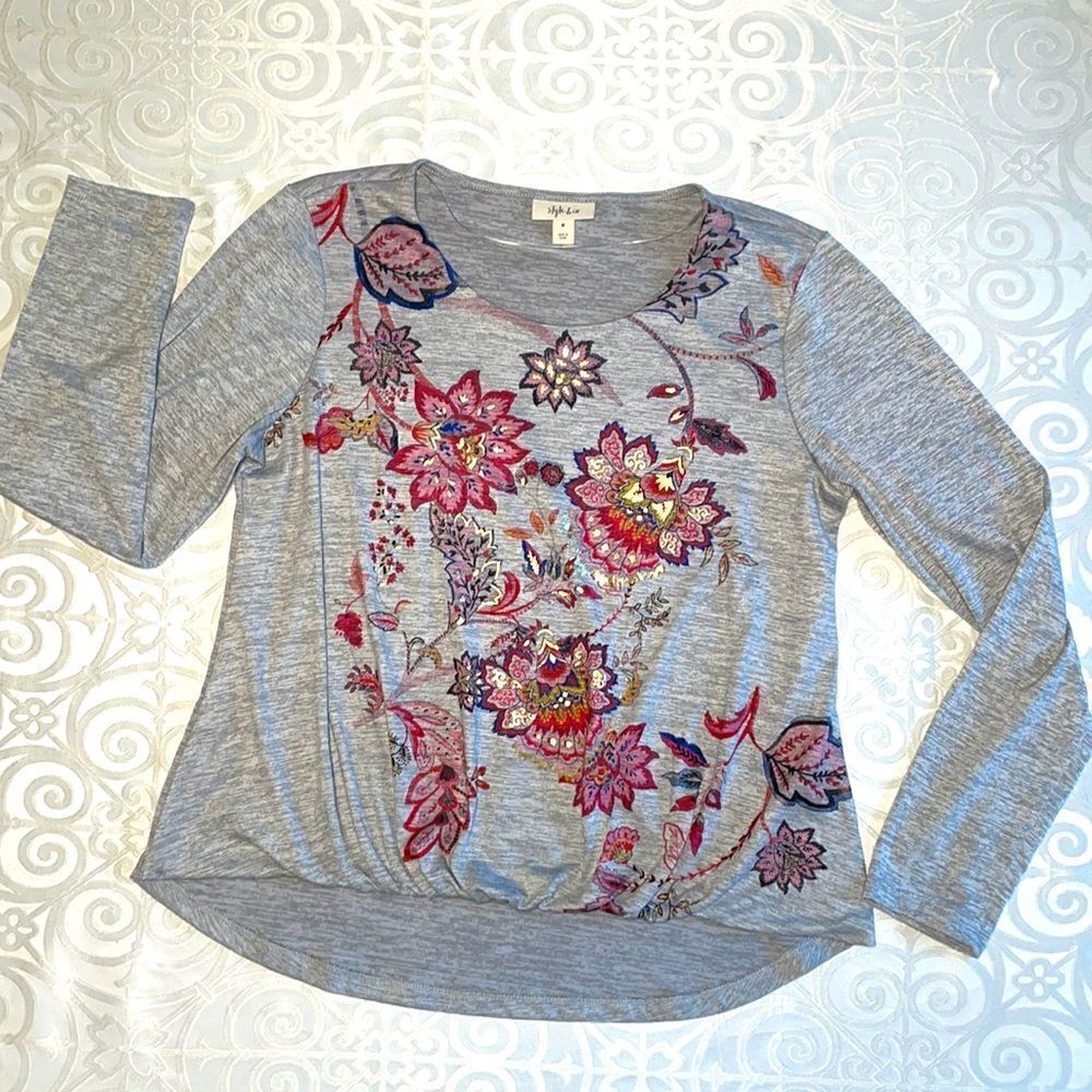 Style & Co. floral front blouson effect top long sleeves & round neck size M